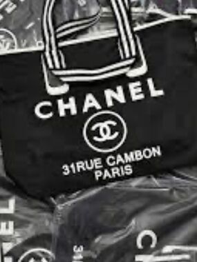 NEW Chanel VIP Tote